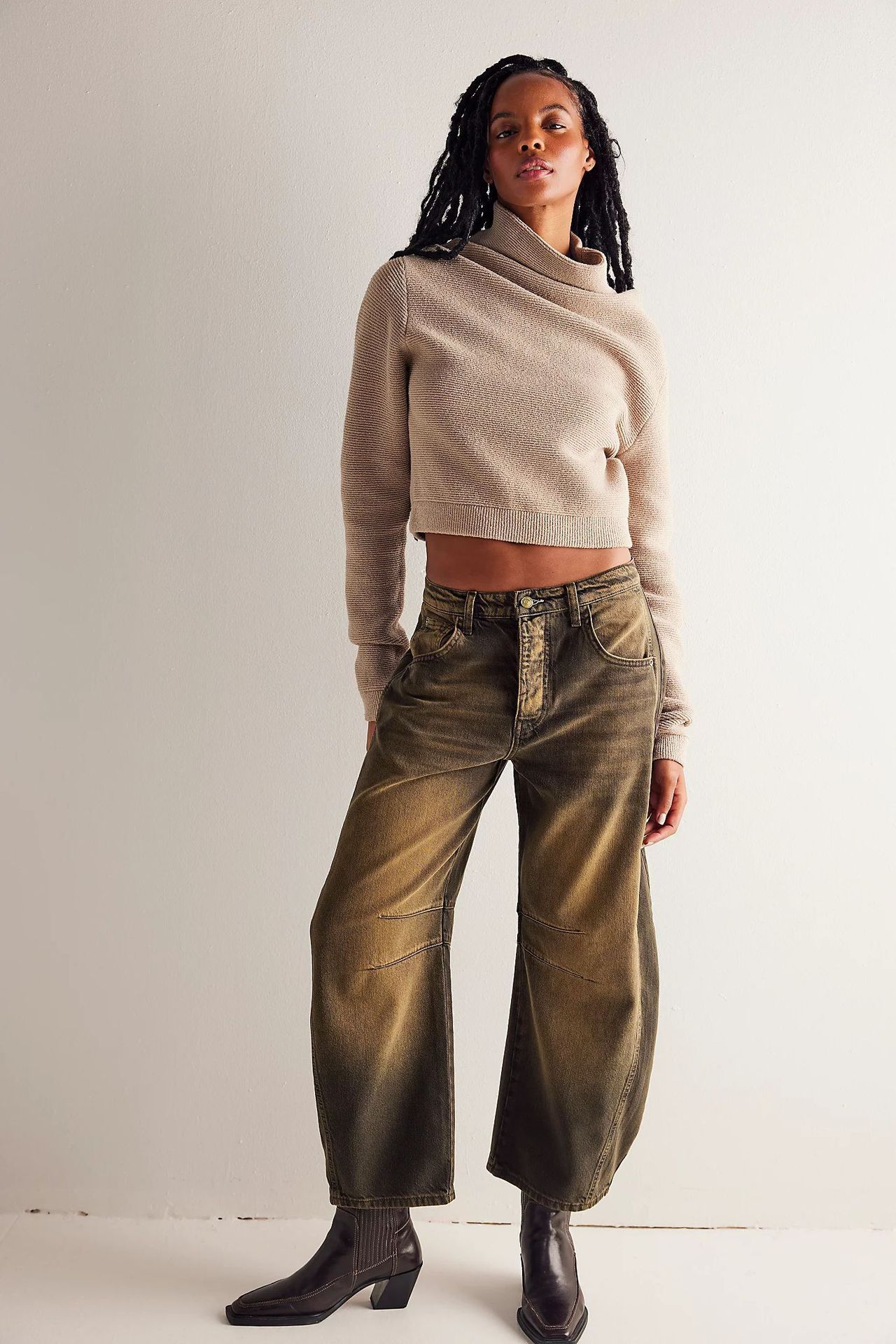 Dia High Stretch Mid-Rise Barrel Jeans