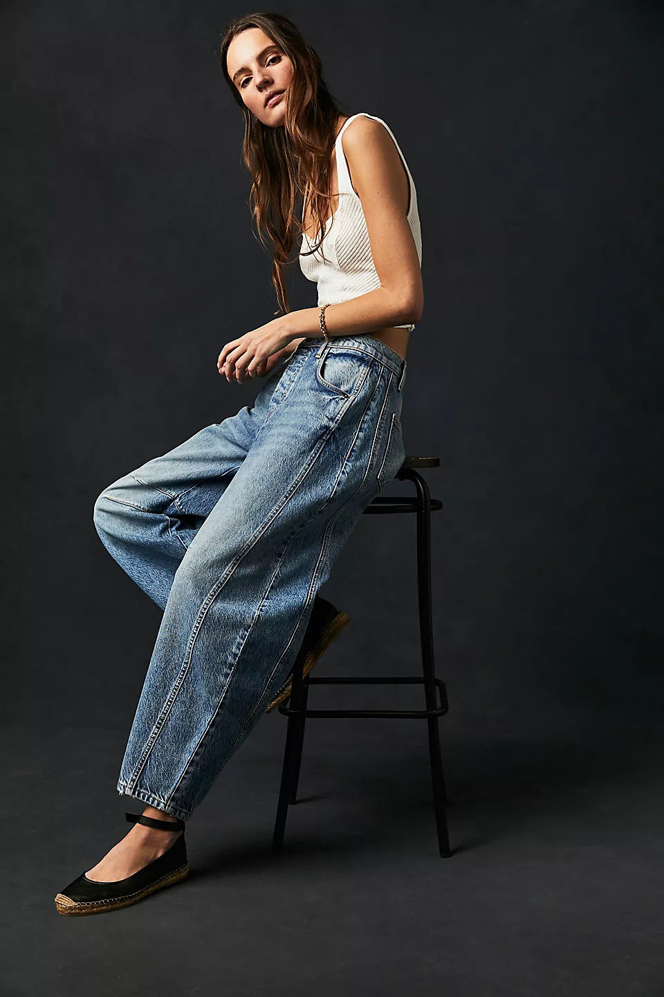 Dia High Stretch Mid-Rise Barrel Jeans