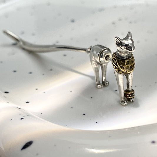 Sliver Cat Stud Earrings