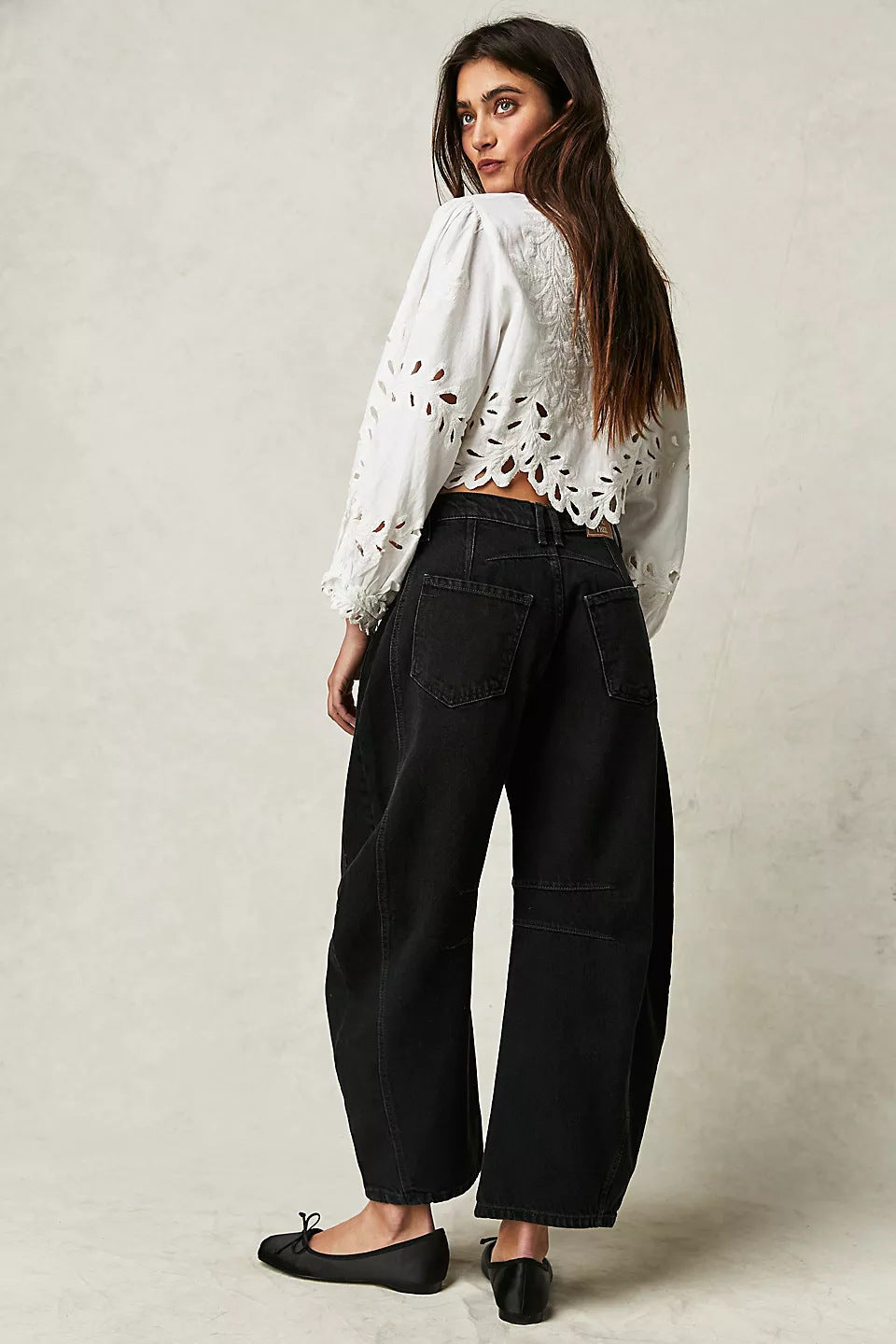Dia High Stretch Mid-Rise Barrel Jeans