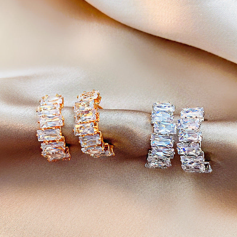 Zircon Curved Stud Earrings